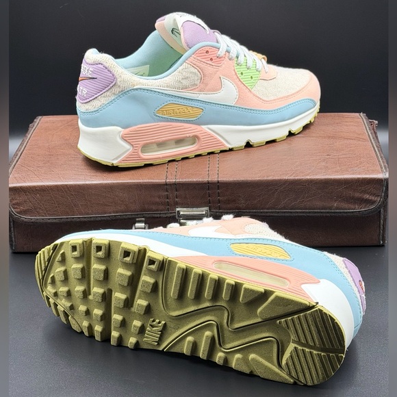 Nike Wmns Air Max 90 SE 'Sun Club - Multi-Color' - Picture 10 of 10